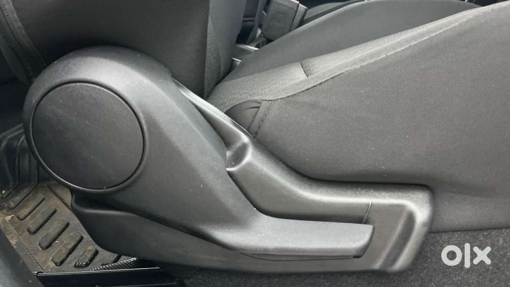 Maruti Suzuki Swift 1.2 Vxi (o), 2026, Petrol