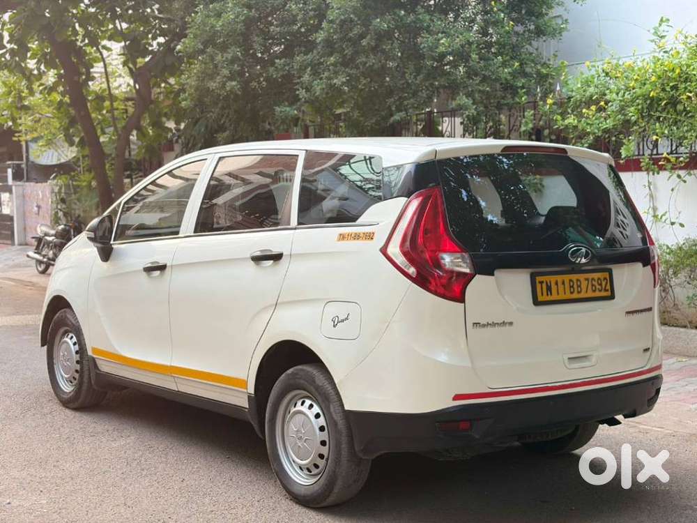 Mahindra Marazzo M2, 2023, Diesel