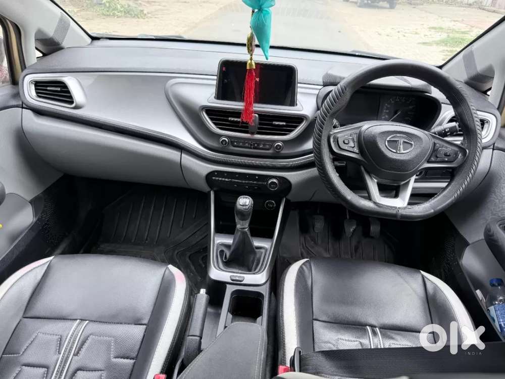 Tata Altroz Xz, 2020, Petrol