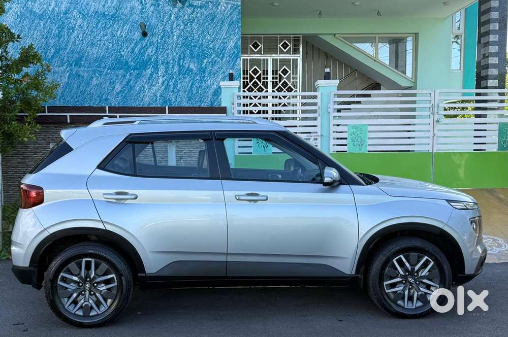 Hyundai Venue Sx Mt, 2022, Diesel