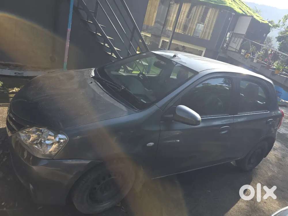 Toyota Etios Liva 2013