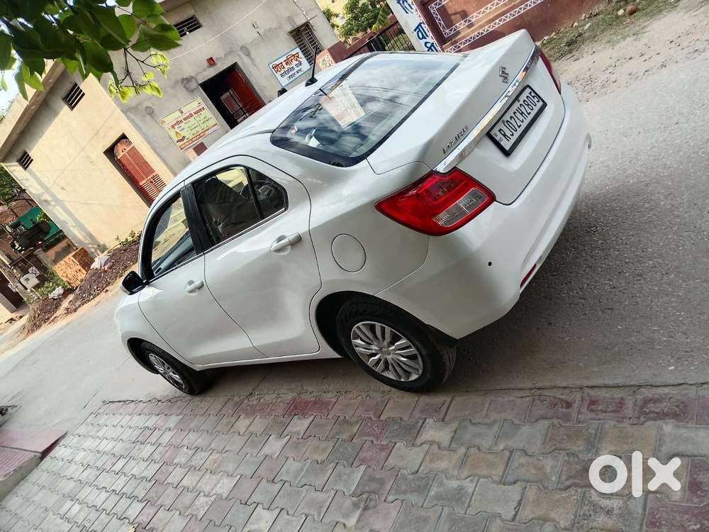 Maruti Suzuki Dzire 1.2 Vxi, 2023, Petrol