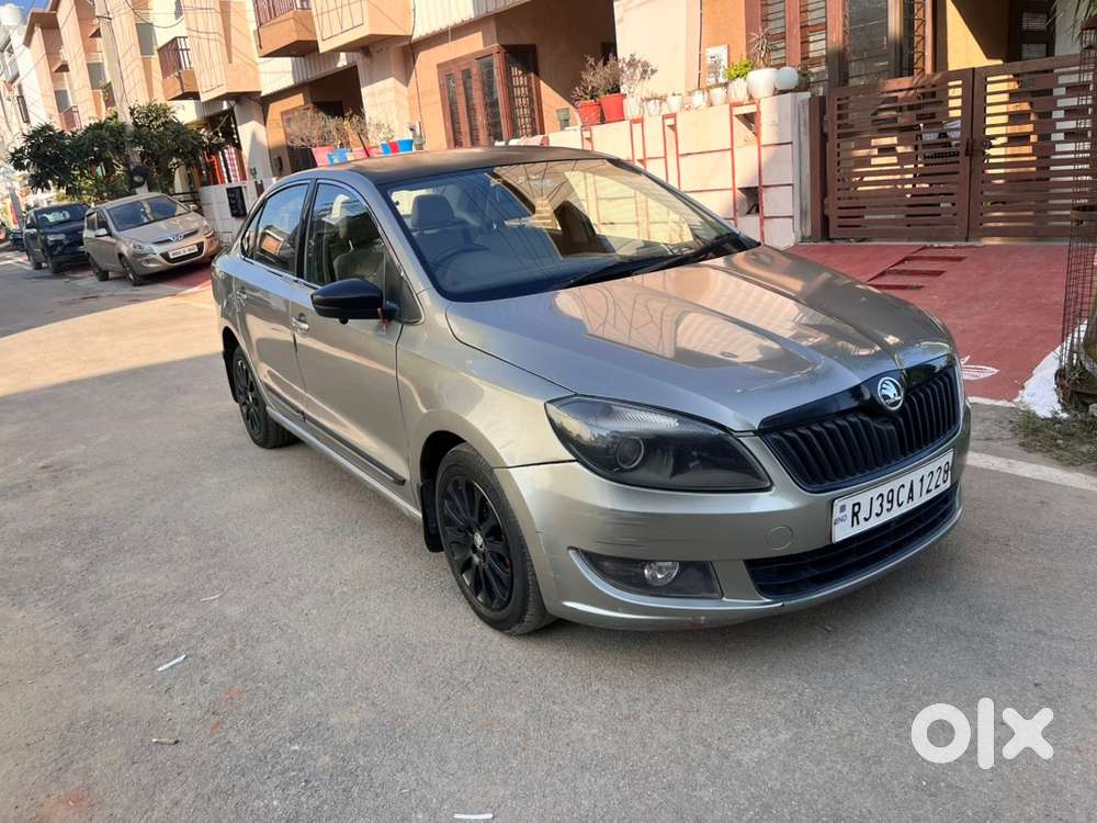 Skoda Rapid Dec 2015 Diesel Well Maintained