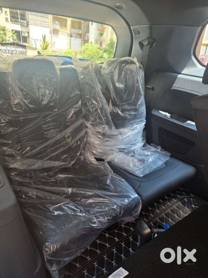 Tata Safari Accomplished X Plus 7 Str Stealth Edition At, 2025, Dies..