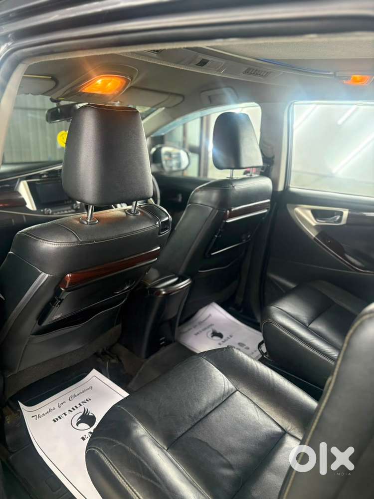 2017 Toyota Innova Crysta 7-str