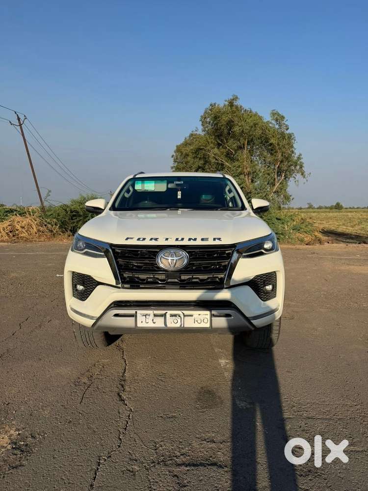 Toyota Fortuner Legender 2022 Diesel Good Condition