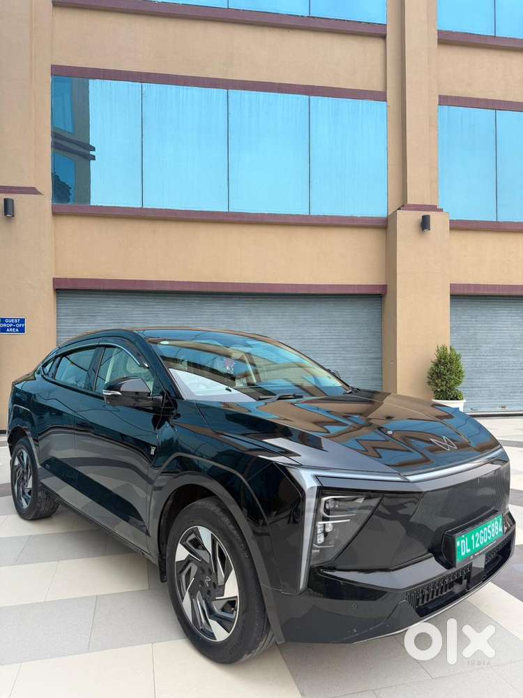 Mahindra Xev 9e Pack Three (top Model), 2025, Electric