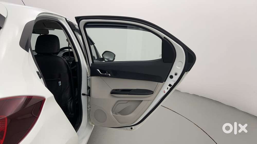 Tata Tiago 1.2 Revotron Xz Plus Cng, 2023, Cng & Hybrids