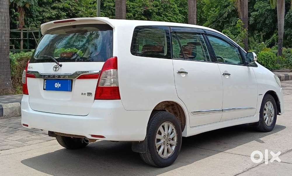 Toyota Innova 2.5 V 8 Str, 2014, Diesel