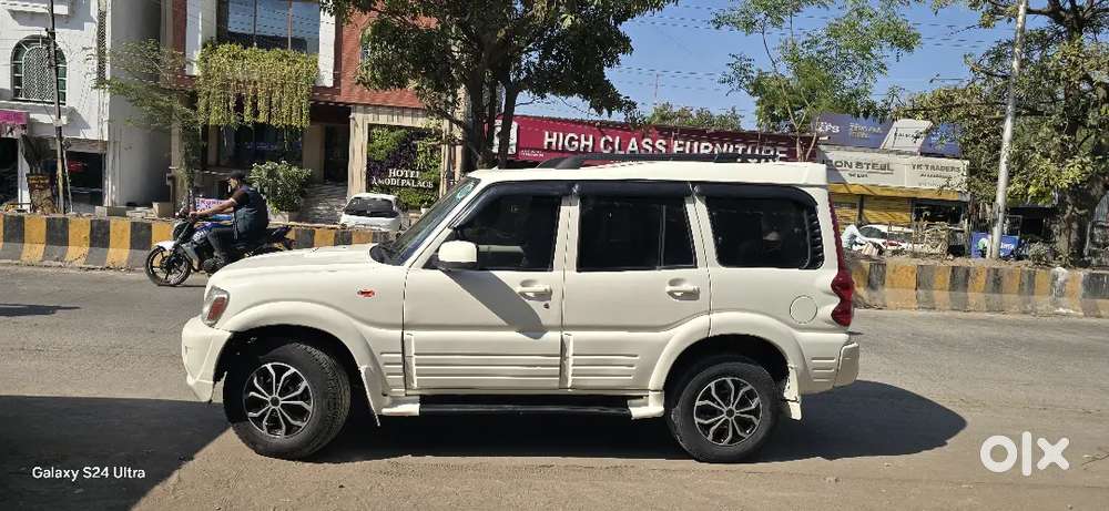 Mahindra Scorpio 2009 Diesel Well Maintained