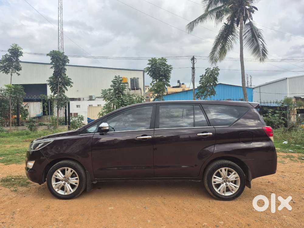 Toyota Innova Crysta 2.8z Automatic, 2016, Diesel