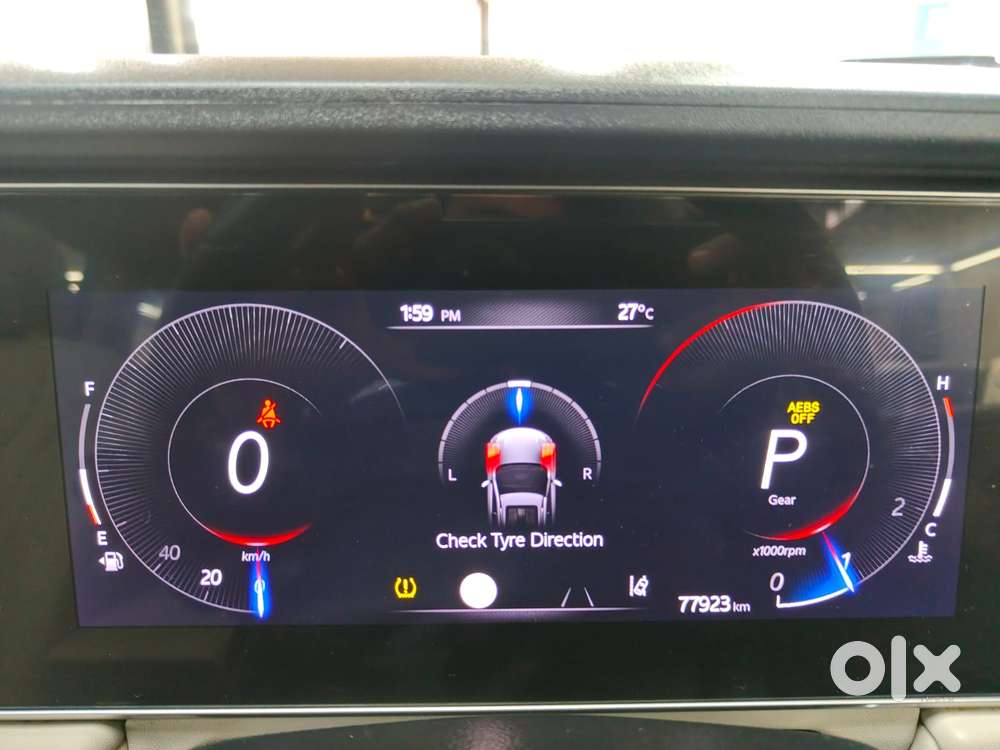 Mahindra Xuv700 2.0 Ax 7 Petrol At Luxury Pack Str, 2021, Petrol