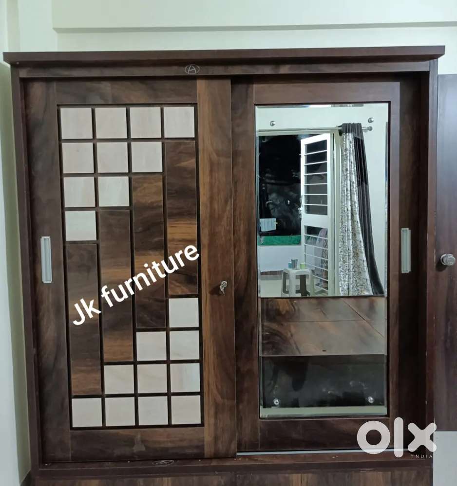 Wooden Wardrobe - Buy & Sell Used Beds & Wardrobes in Pune | OLX