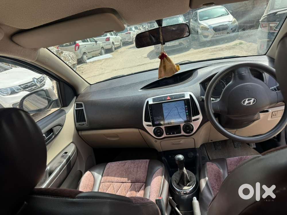 Hyundai I20 Petrol Manual 2013