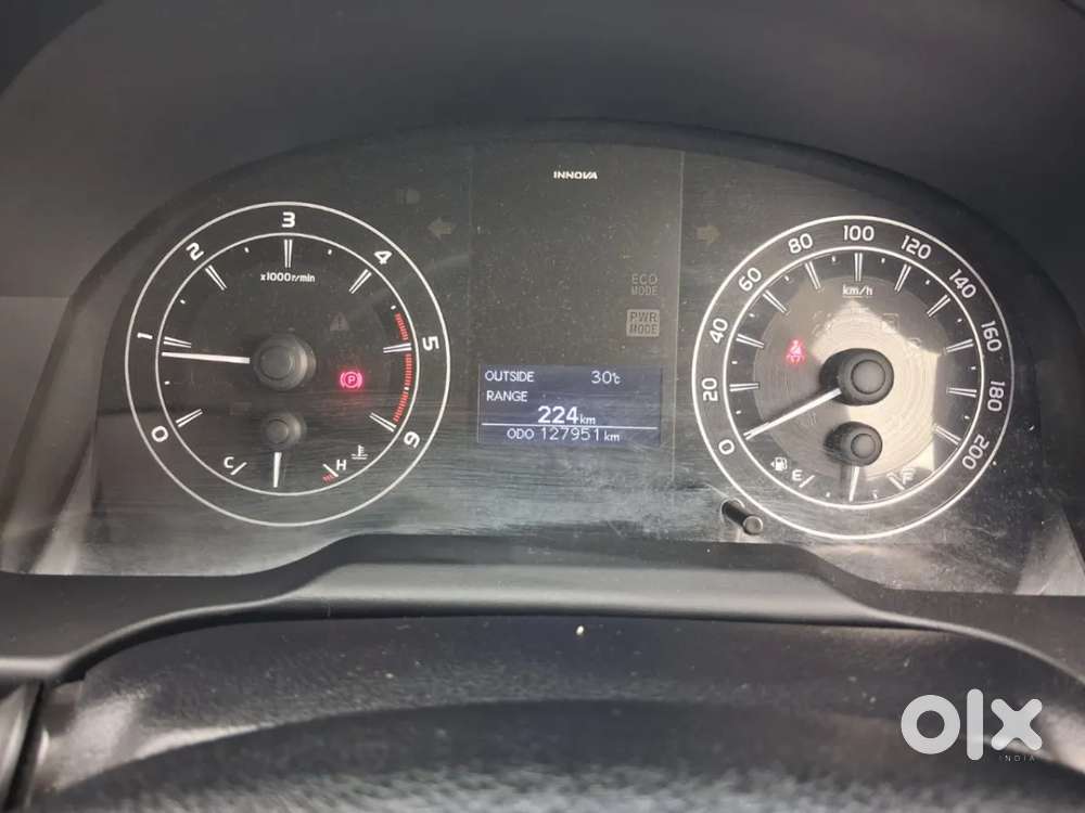 Toyota Innova Crysta G 8 Str, 2016, Diesel