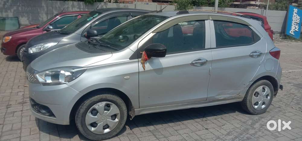 Tata Tiago 1.2 Revotron Xt, 2018, Petrol