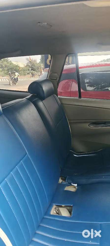 Toyota Innova 2013 Diesel 145000 Km Driven