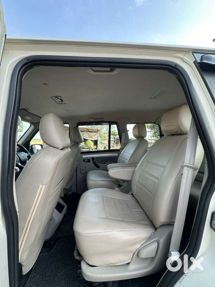 Mahindra Scorpio 2016 Diesel Well Maintained