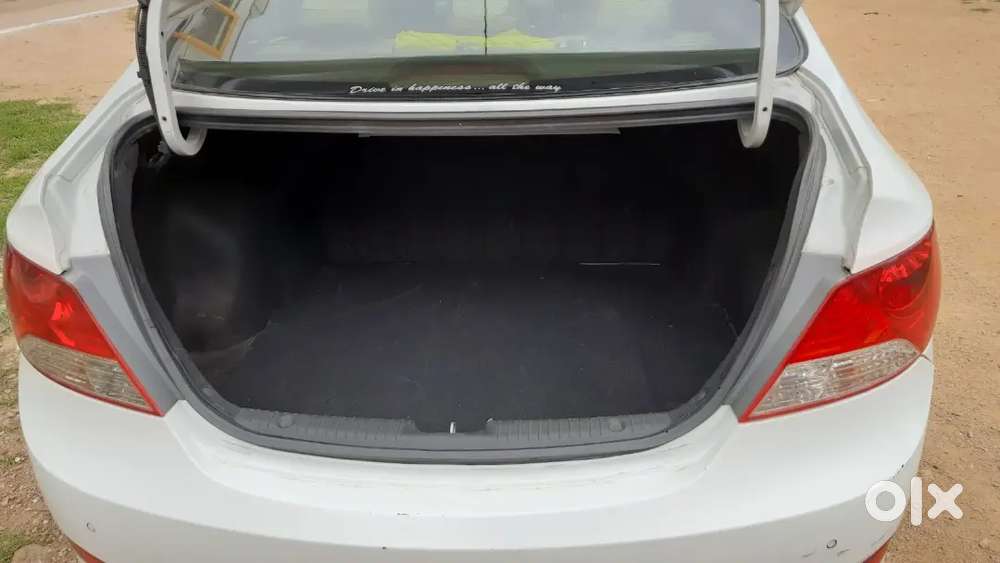 Hyundai Verna Sx Petrol 2012 Manual