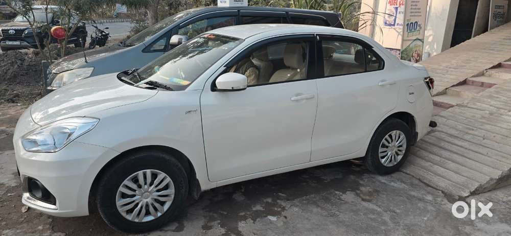 Maruti Suzuki Dzire 1.2 Vxi, 2023, Petrol