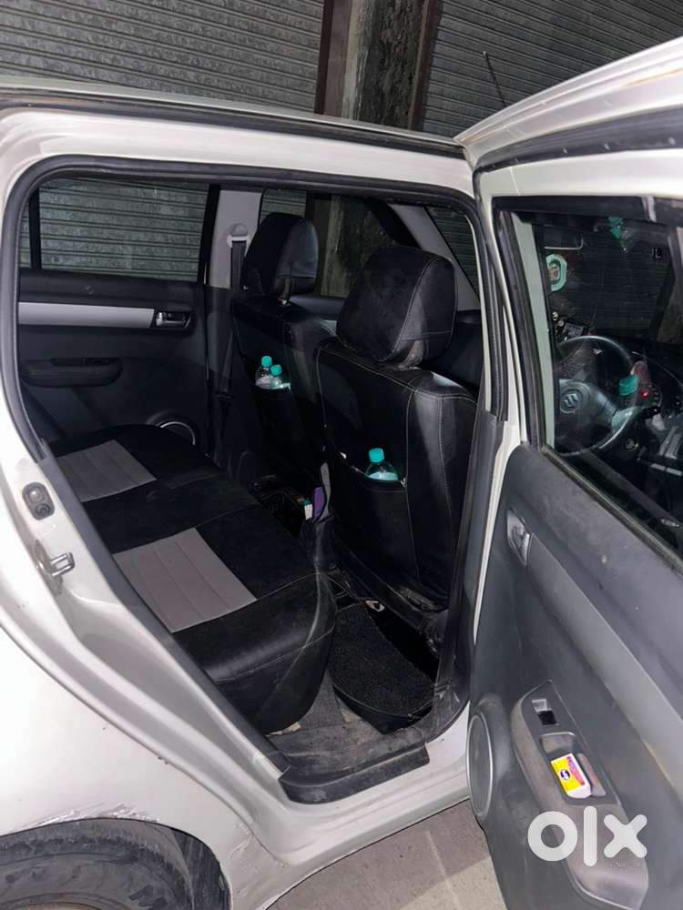 Maruti Suzuki Swift Petrol 2010