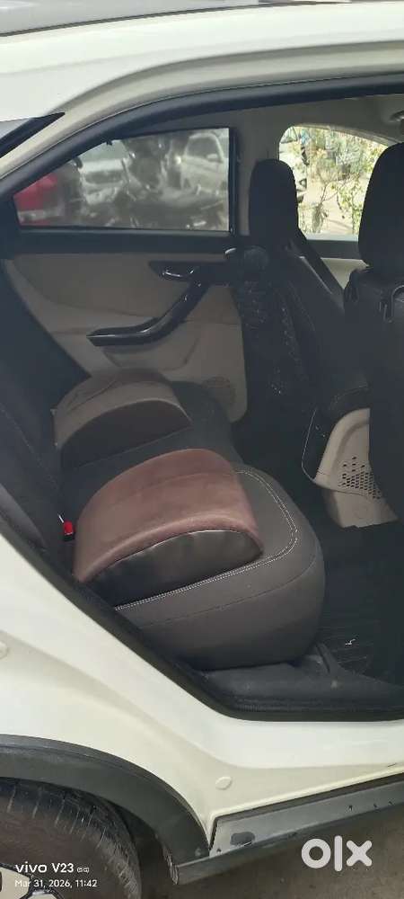 Good Condition Bumper To Bumper Orignal H Doctor Driving Koi Kami Nhi