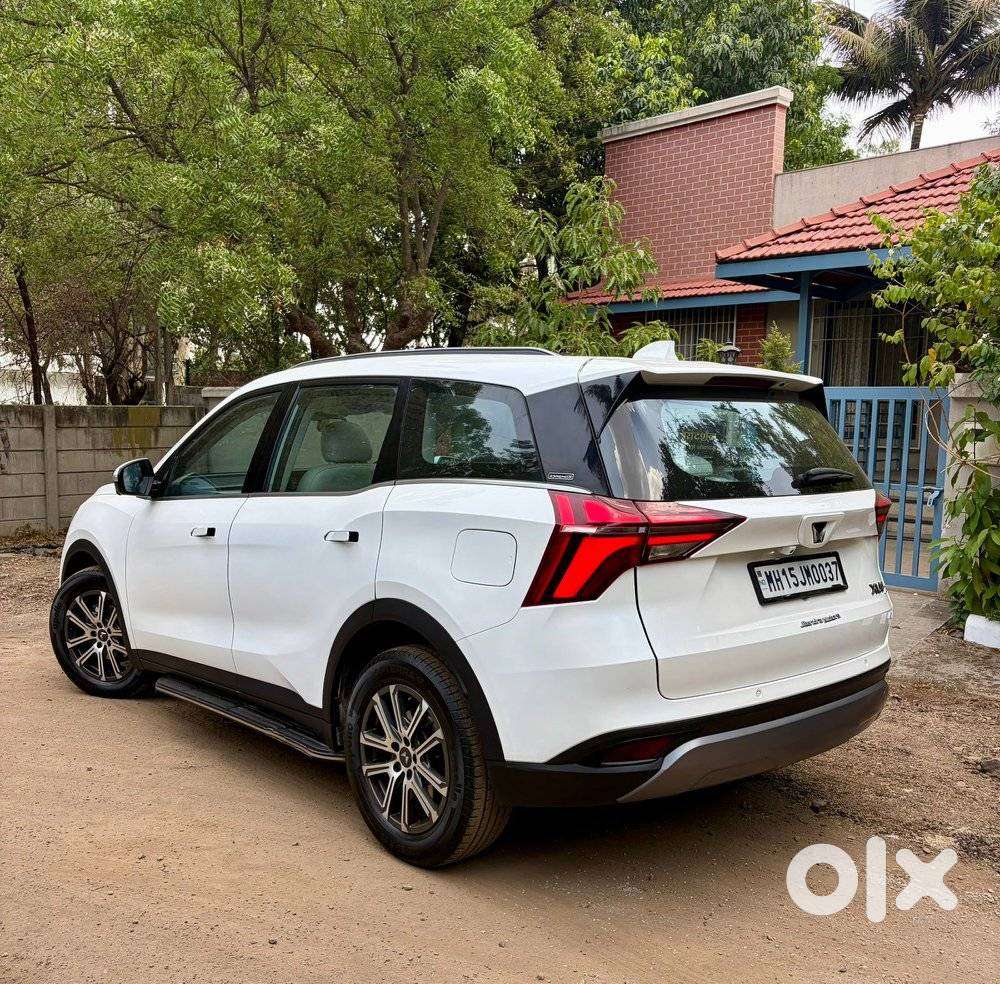 Mahindra Xuv700 2.2 Ax 7 Diesel At Luxury Pack Str Awd, 2022, Diesel