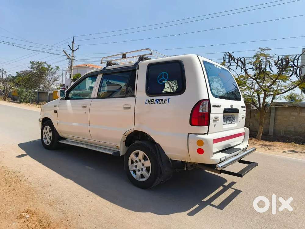 Chevrolet Tavera 2016