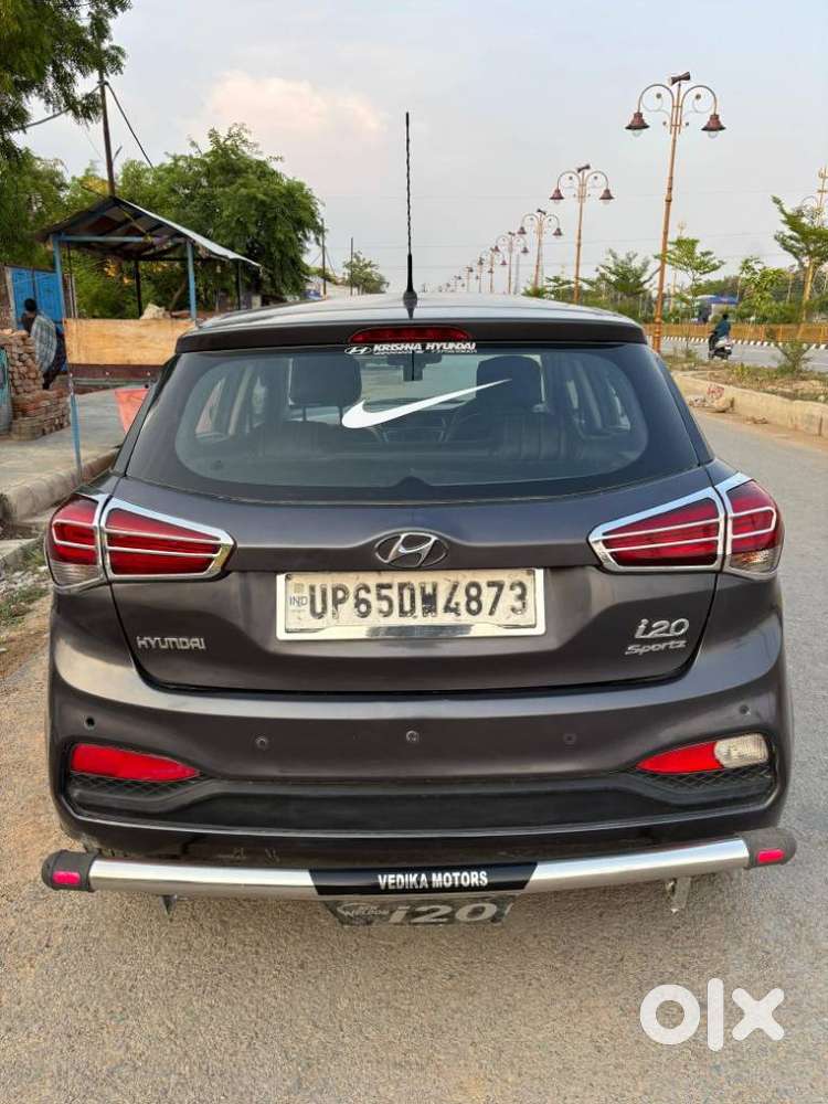 Hyundai I20 Sportz 1.2 Ivt, 2020, Petrol
