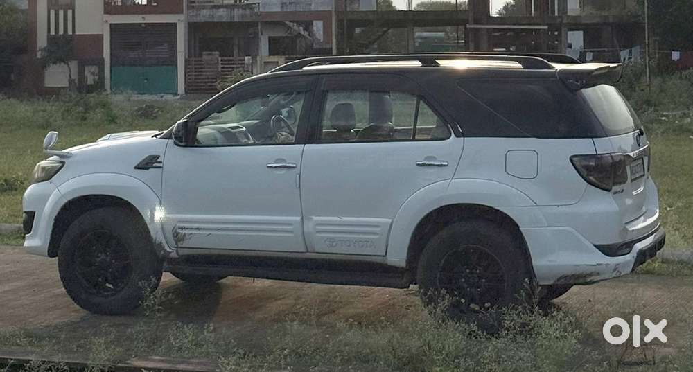 Toyota Fortuner Diesel 2014