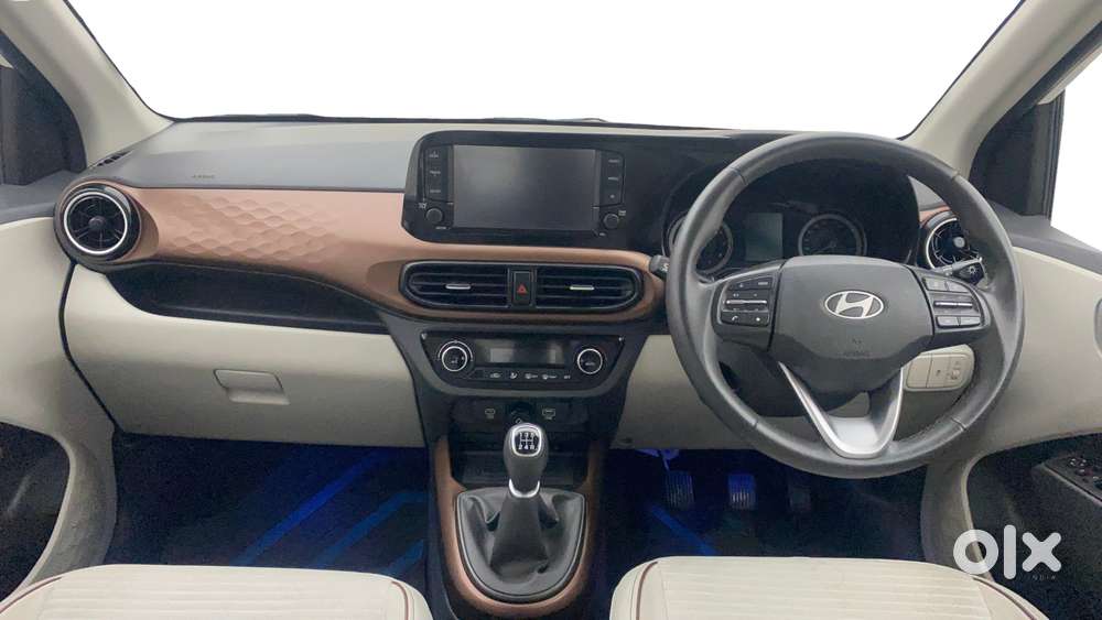 Hyundai Aura [2023-ongoing] 1.2 Sx (o) Manual, 2024, Petrol