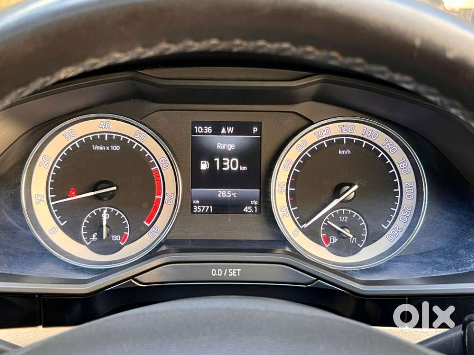 Skoda Superb L&k 1.8 Tsi At, 2019, Petrol