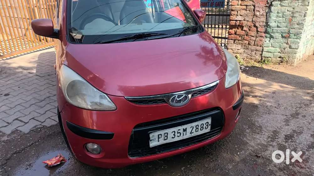 Hyundai I10 Low Km Driven  Fully Maintained Car