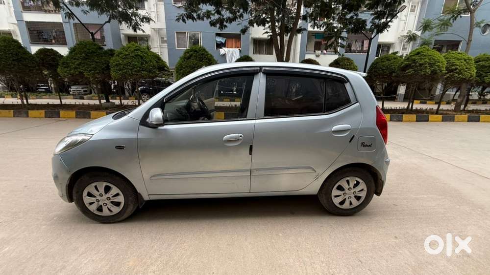 Hyundai I10 Sportz At 2012 Year Car