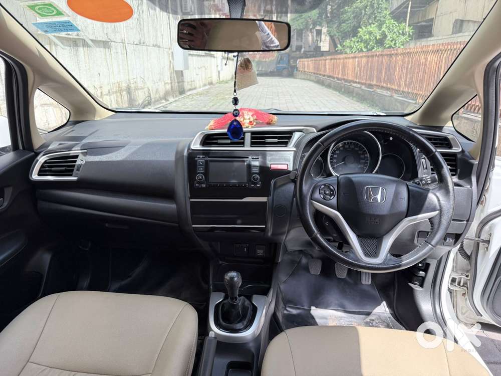 Honda Jazz V Mt Privilege, 2016, Petrol