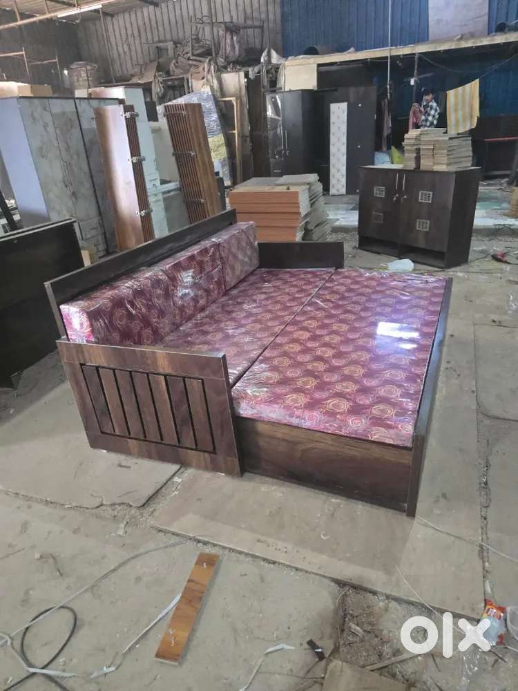 3 seater Sofa cumbed available