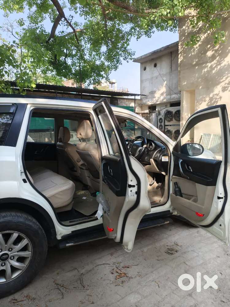 Mahindra Xuv500 2016 W10 Top Model Excellent Condition