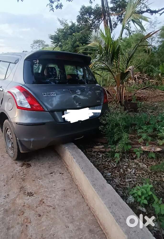 Maruti Suzuki Swift 2013 Petrol 118300 Km Driven
