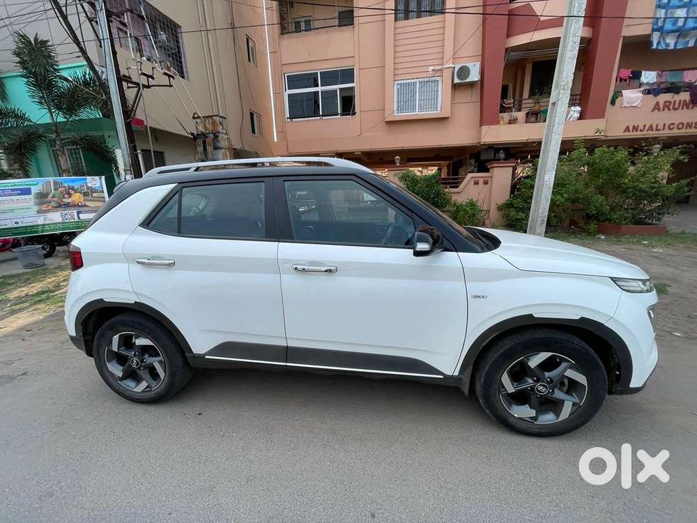 Hyundai Venue Petrol 2020