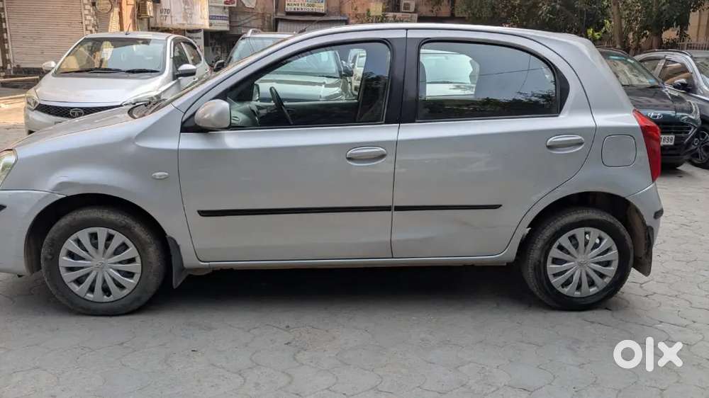 Toyota Etios Liva 2011 Petrol Well Maintained