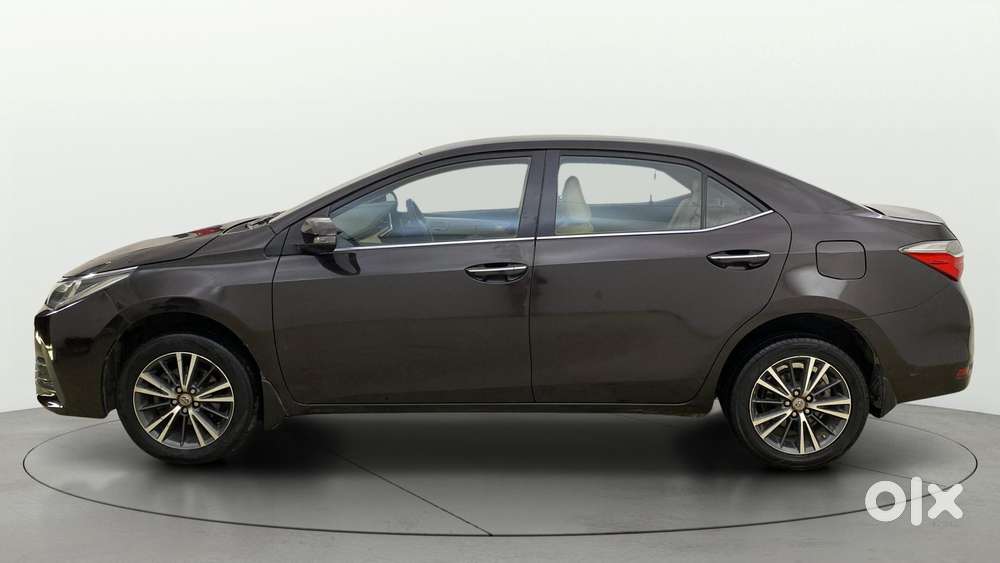 Toyota Corolla Altis 1.8 Gl, 2017, Petrol