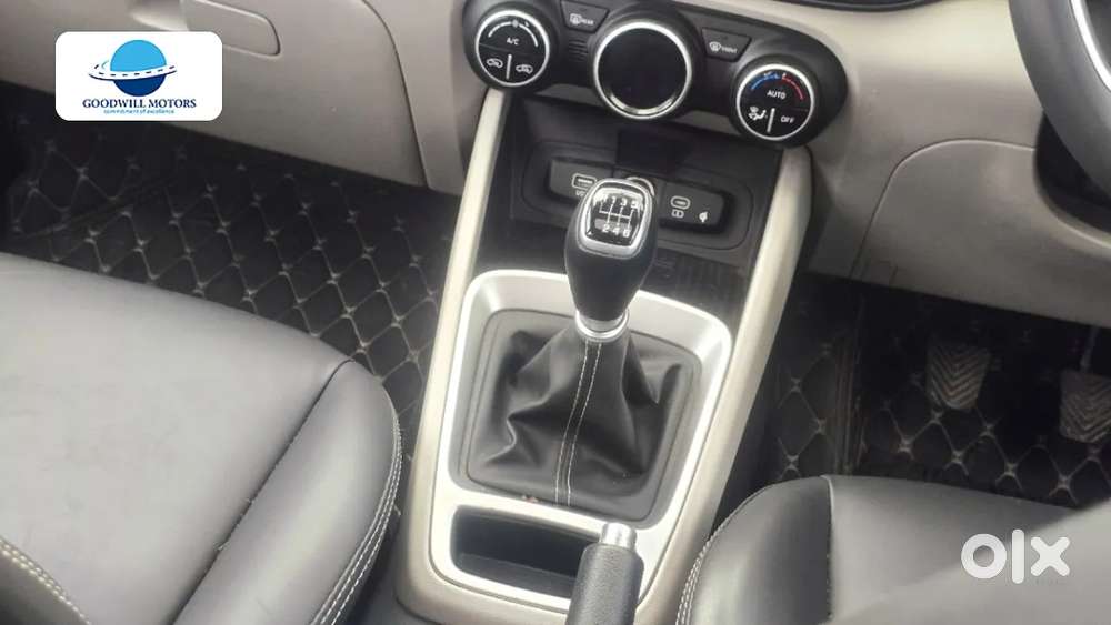 Hyundai Venue [2022-ongoing] 1.5 Crdi Sx, 2023, Diesel