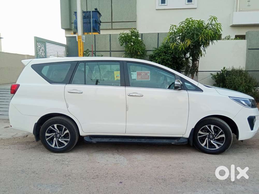 Toyota Innova Crysta 2.4 V, 2022, Diesel