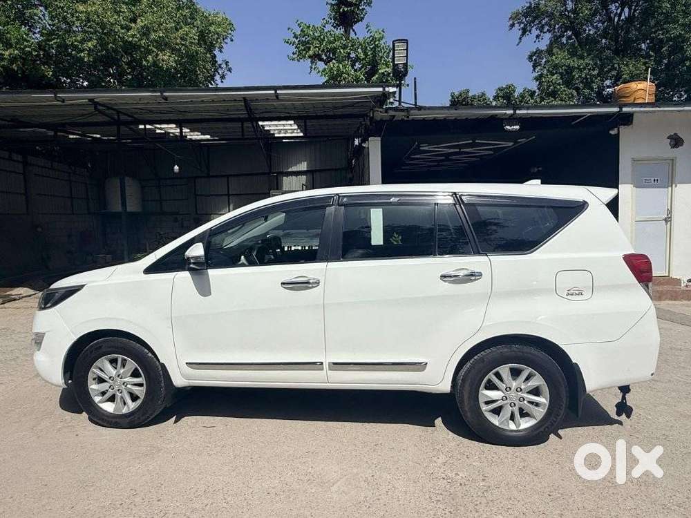 Toyota Innova Crysta 2.4 G Mt, 2020, Diesel