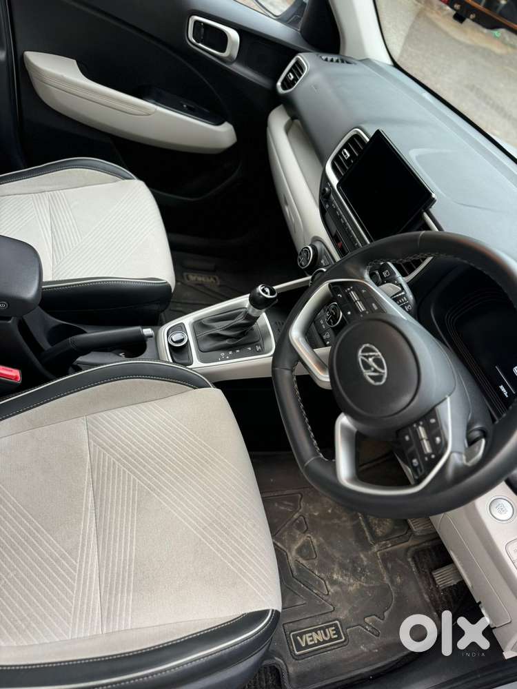 Hyundai Venue Sx Opt Turbo, 2022, Petrol