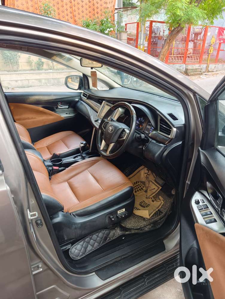Toyota Innova Crysta 2.8z Automatic, 2019, Diesel