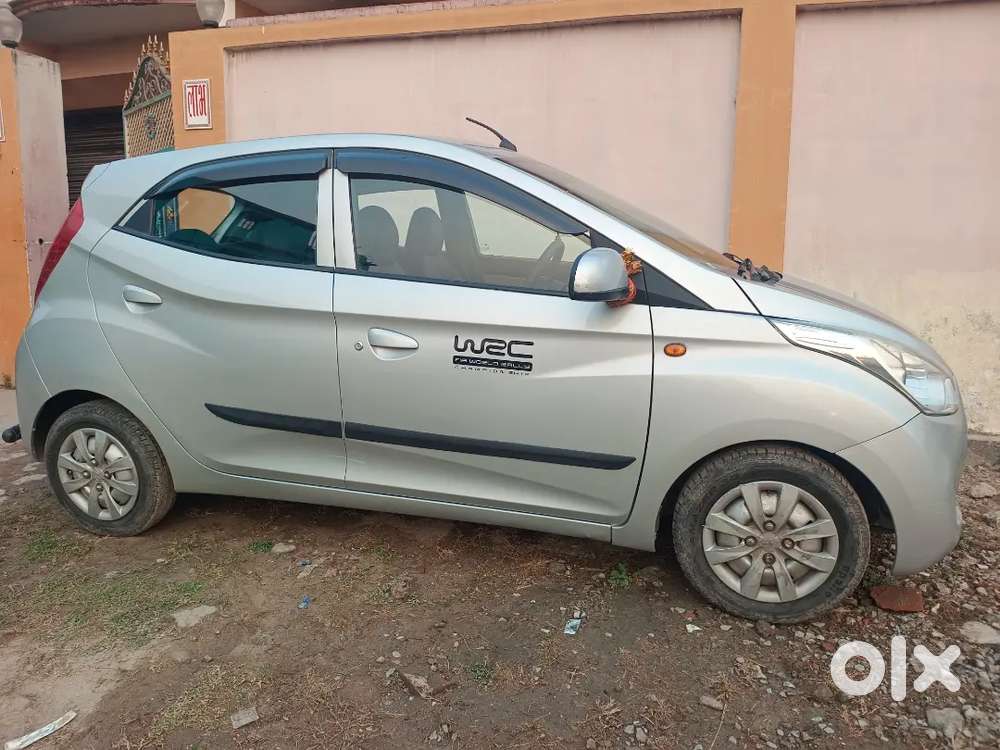 Hyundai Eon Sportz 2013 Petrol Manual