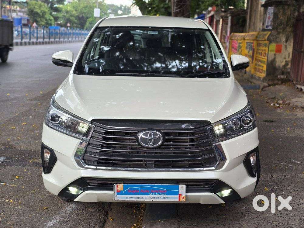 Toyota Innova Crysta [2020-ongoing] 2.4 Vx 8 Str, 2021, Diesel