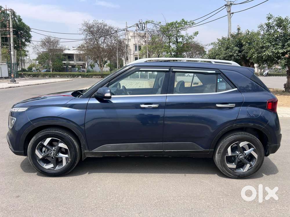 Hyundai Venue, 2020, Petrol