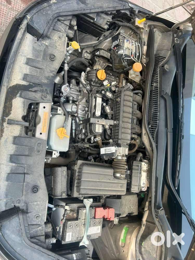 Tata Altroz Petrol 2026